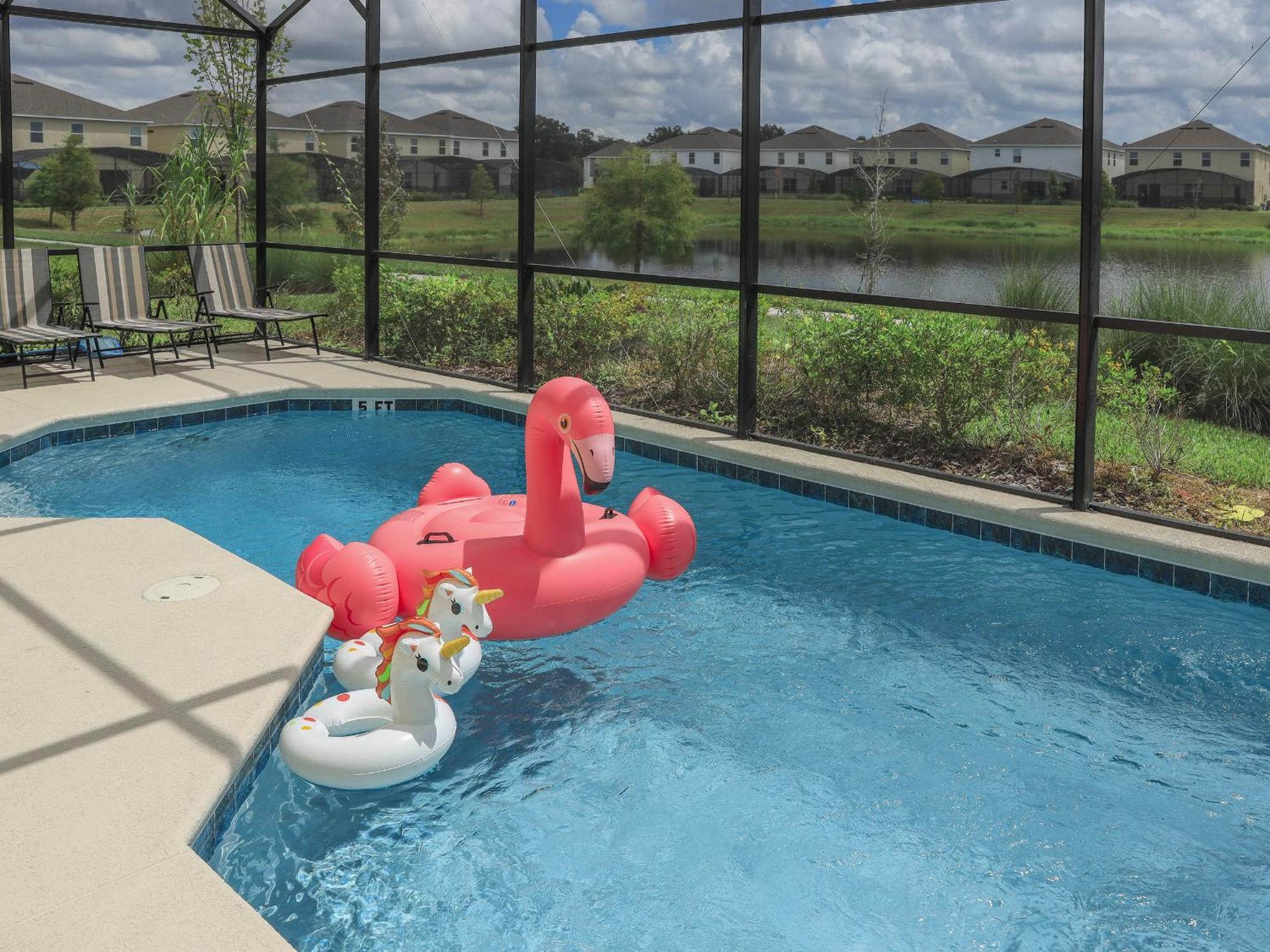 Waterfront Brand New Modern Luxury 8 Bedroom Pool House! Sleeps 16 Kissimmee Bagian luar foto