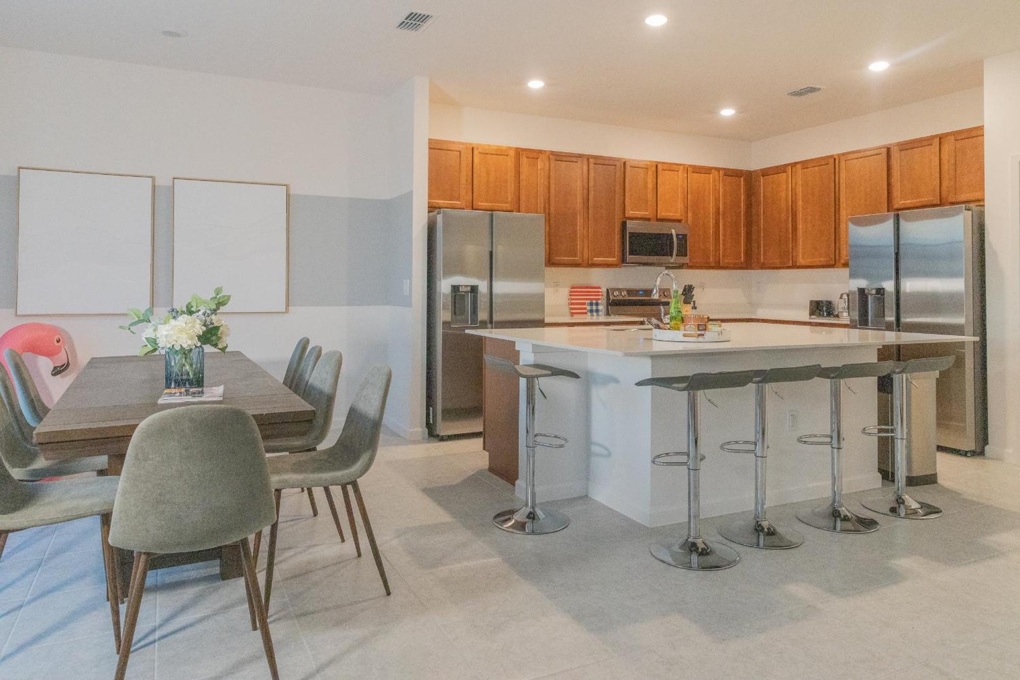 Waterfront Brand New Modern Luxury 8 Bedroom Pool House! Sleeps 16 Kissimmee Bagian luar foto