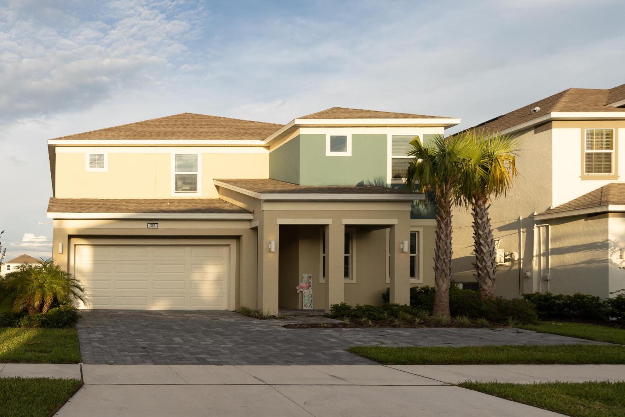 Waterfront Brand New Modern Luxury 8 Bedroom Pool House! Sleeps 16 Kissimmee Bagian luar foto